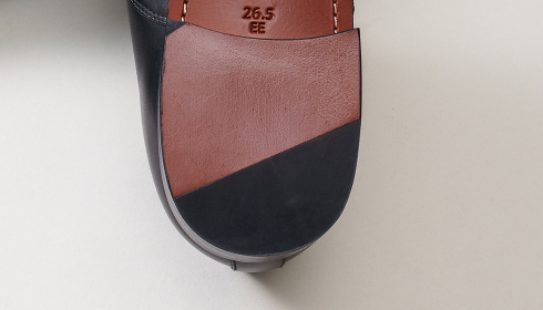 カッティングされたヒール